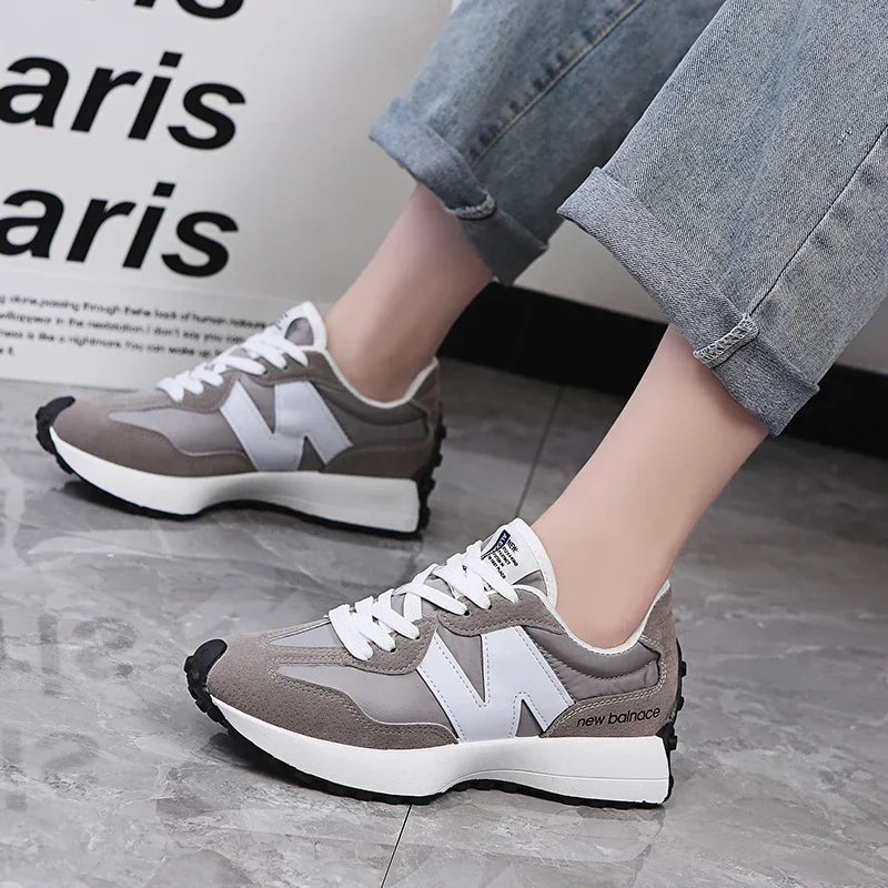 Novo estilo zugu sapatos femininosinspopular pai de sola grossa tênis2025 verão respirável temporada confortável tênis